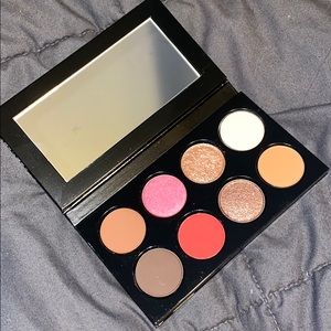 MAC Selena Eyeshadow Palette 🌹